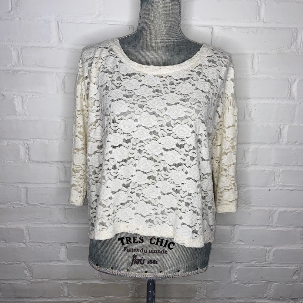 Forever 21 Sheer Lace 3/4 Sleeve Top Cream Womens Size Medium - Picture 2 of 7